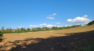 5 acres Parcel 2.7 km from Tarmac