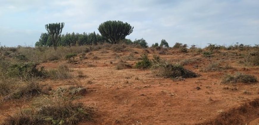 5 acres In Kiriri kamangu-kikuyu