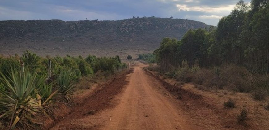 5 acres In Kiriri Kamangu-Kikuyu