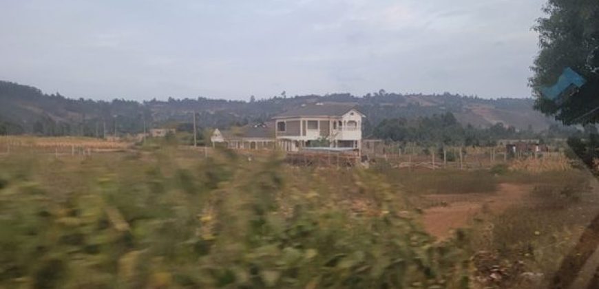 5 acres In Thigio Kamangu (Fenced)